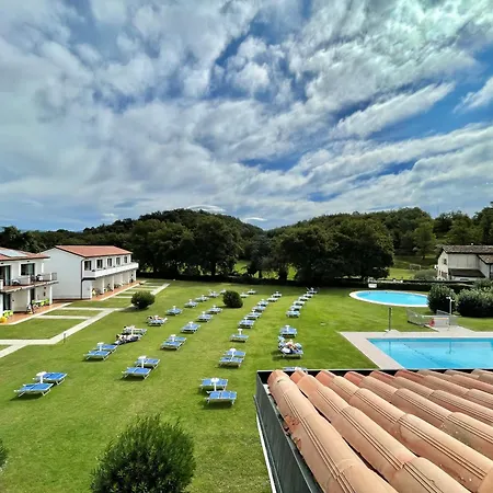 Bran & Denise 3* Costermano