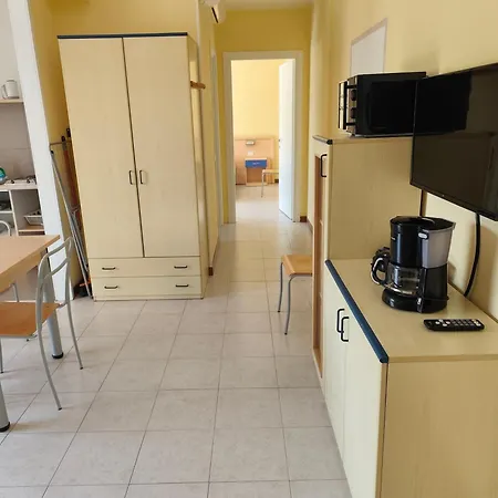 מלון דירות Bran & Denise