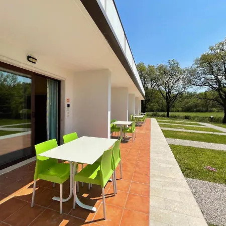 Bran & Denise Apartmanhotel Costermano