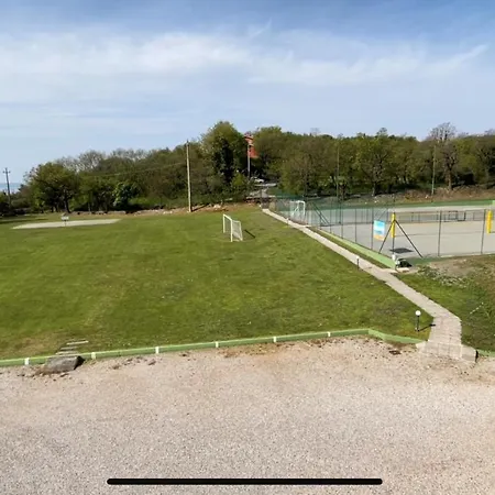 布兰&丹尼斯公寓酒店 公寓式酒店