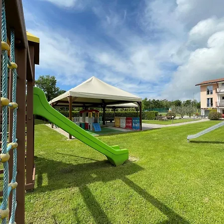 Bran & Denise Apartmanhotel Costermano