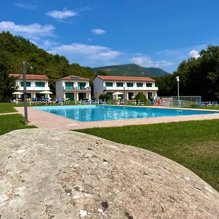 Aparthotel Bran & Denise 3*